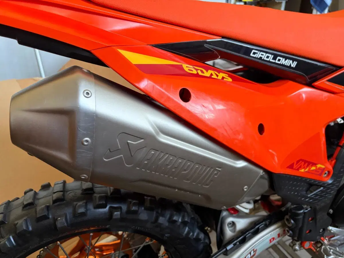 KTM 250 EXC-F Six Days (2025) (7)