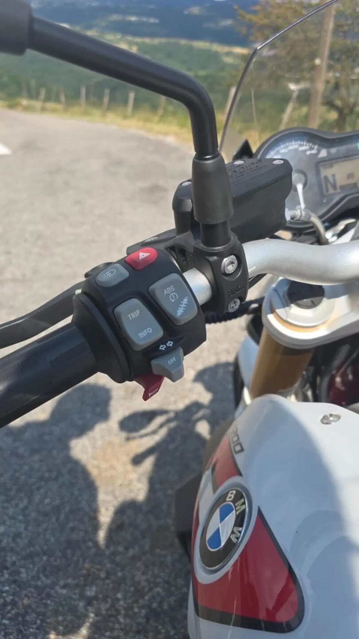 Bmw R 1200 R (2015 - 16) (9)