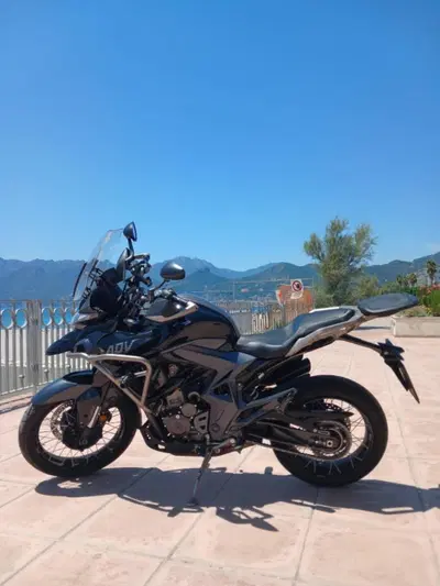 Zontes ZT350-T2 (2022 - 25) usata