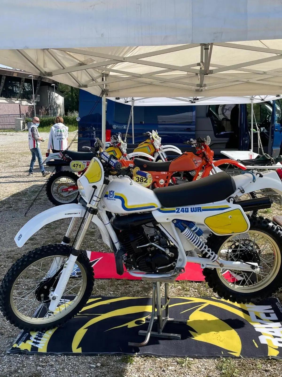 Husqvarna Wr 240 (2)