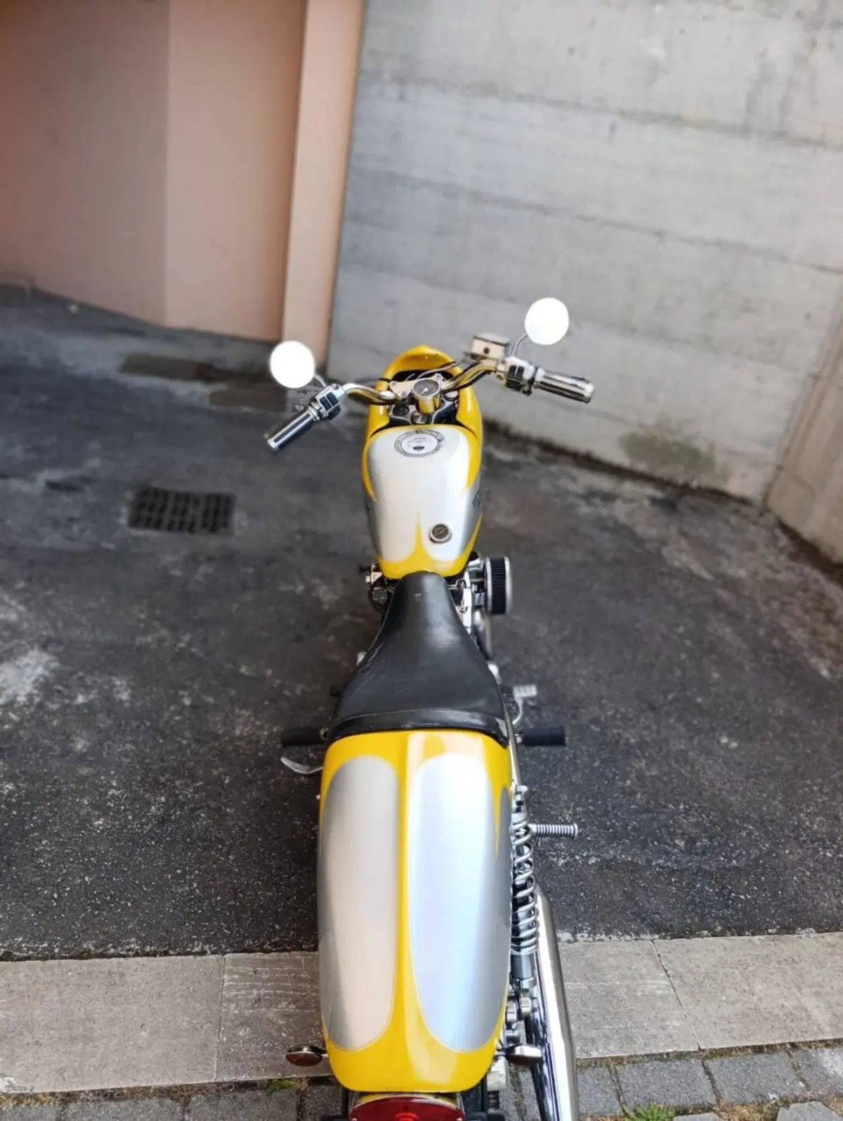 Harley-Davidson XLH SPORTSTER 883 HUGGER (8)