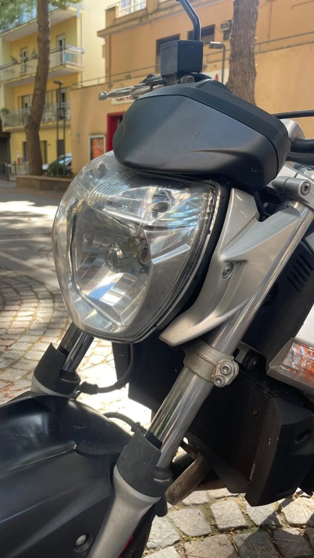 Suzuki GSR 600 (2006 - 11) (5)