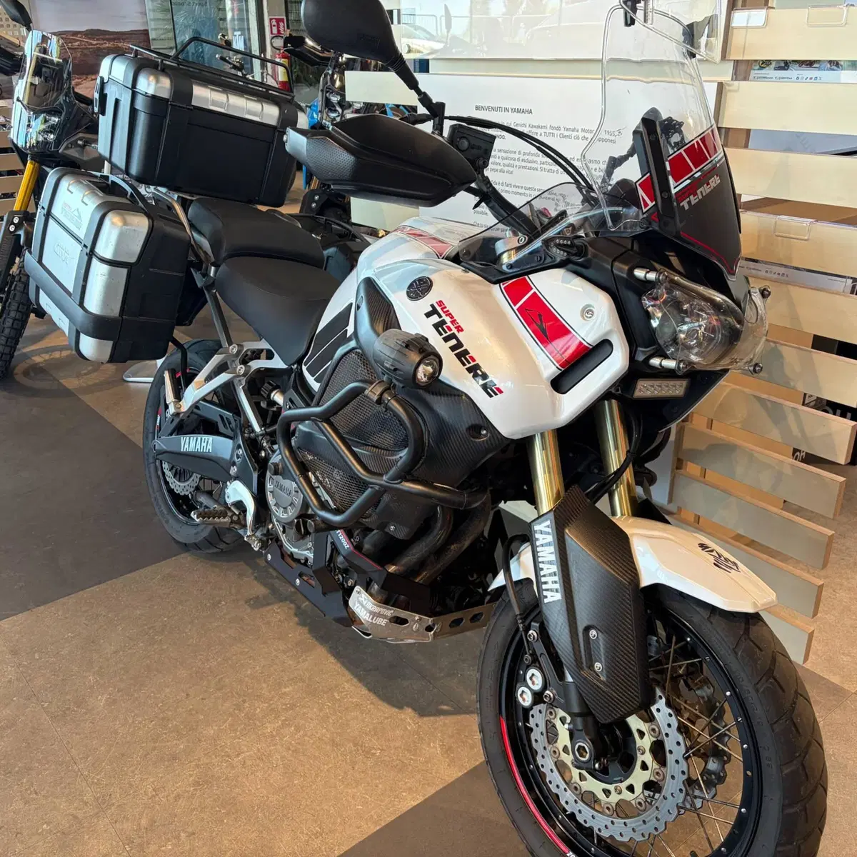 Yamaha XT1200Z Super Ténéré Worldcrosser (2012 - 14) (6)