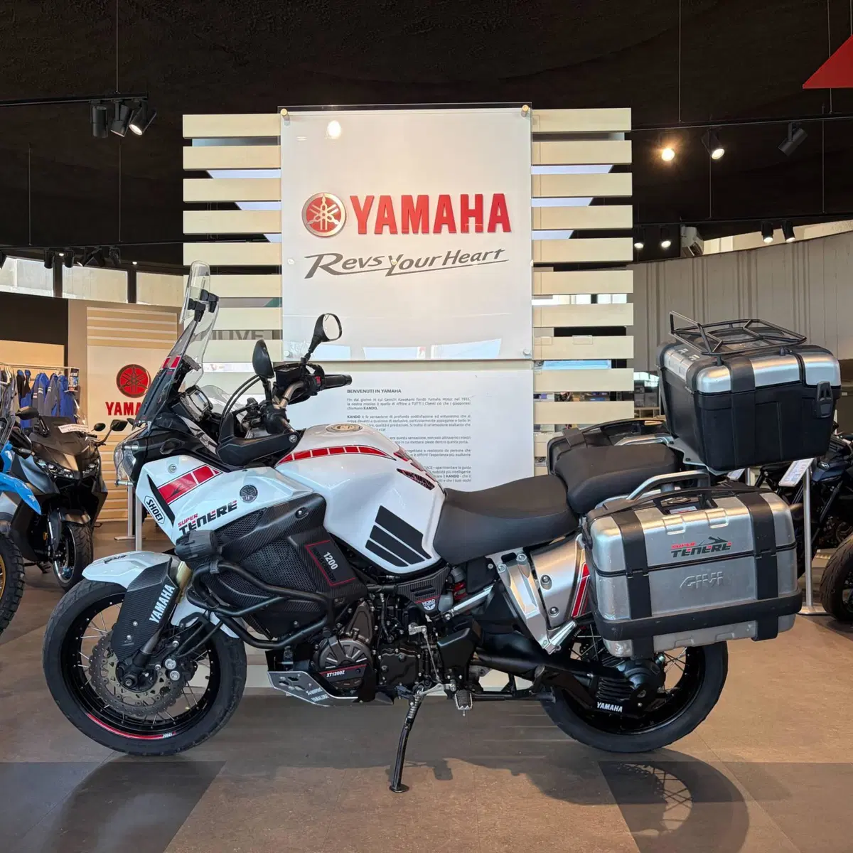 Yamaha XT1200Z Super Ténéré Worldcrosser (2012 - 14) (8)