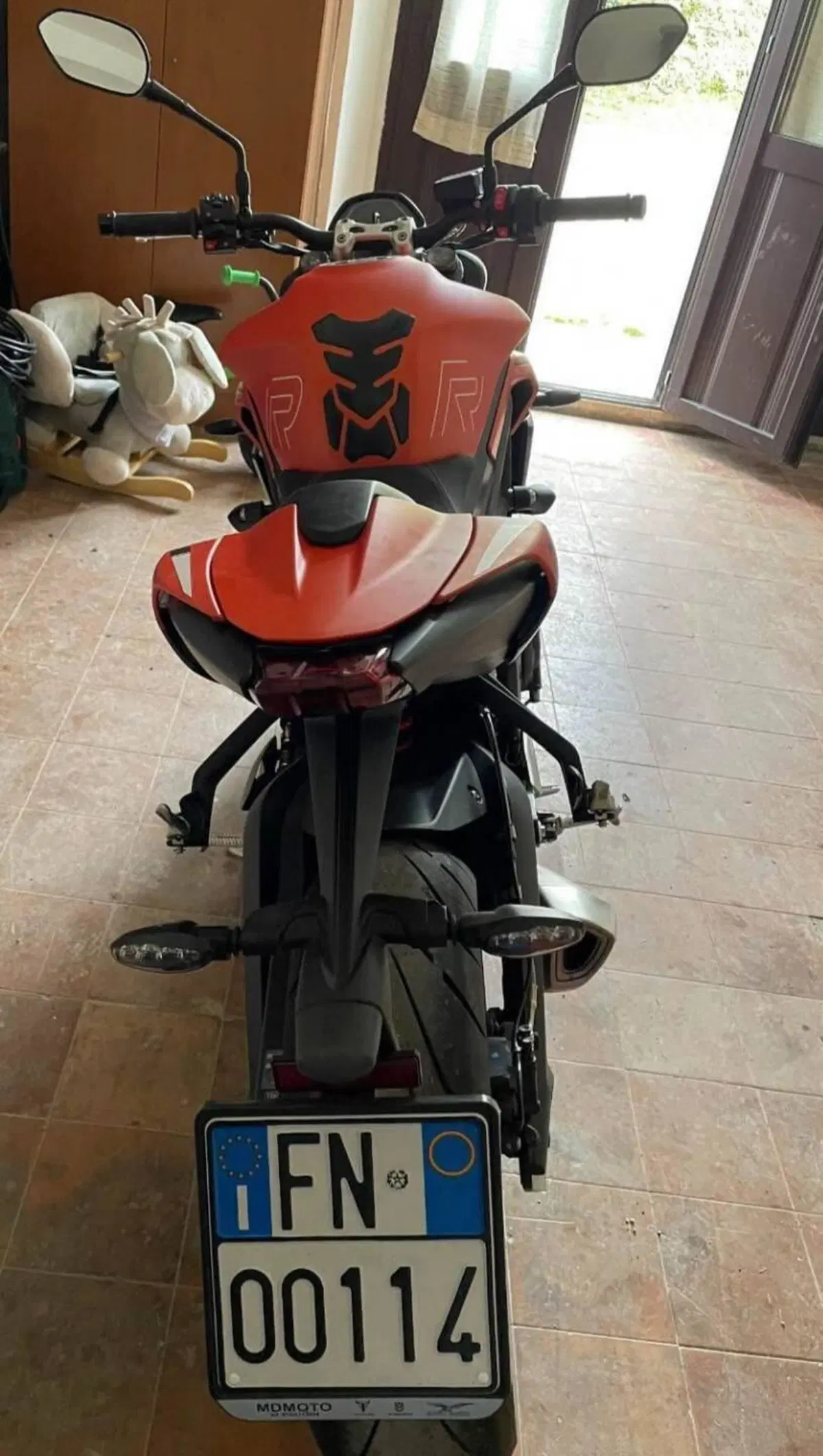 Triumph Street Triple 765 R (2023 - 26) (4)