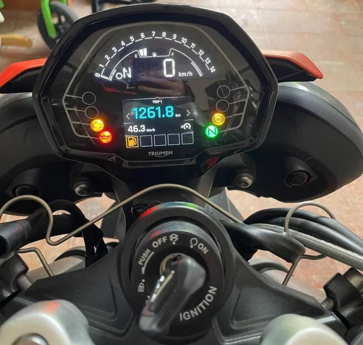 Triumph Street Triple 765 R (2023 - 26) (5)