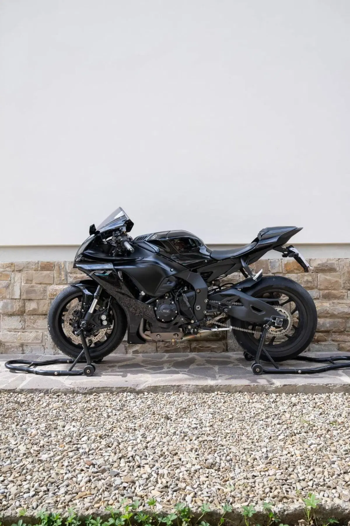 Yamaha YZF R1 (2020 - 25) (6)