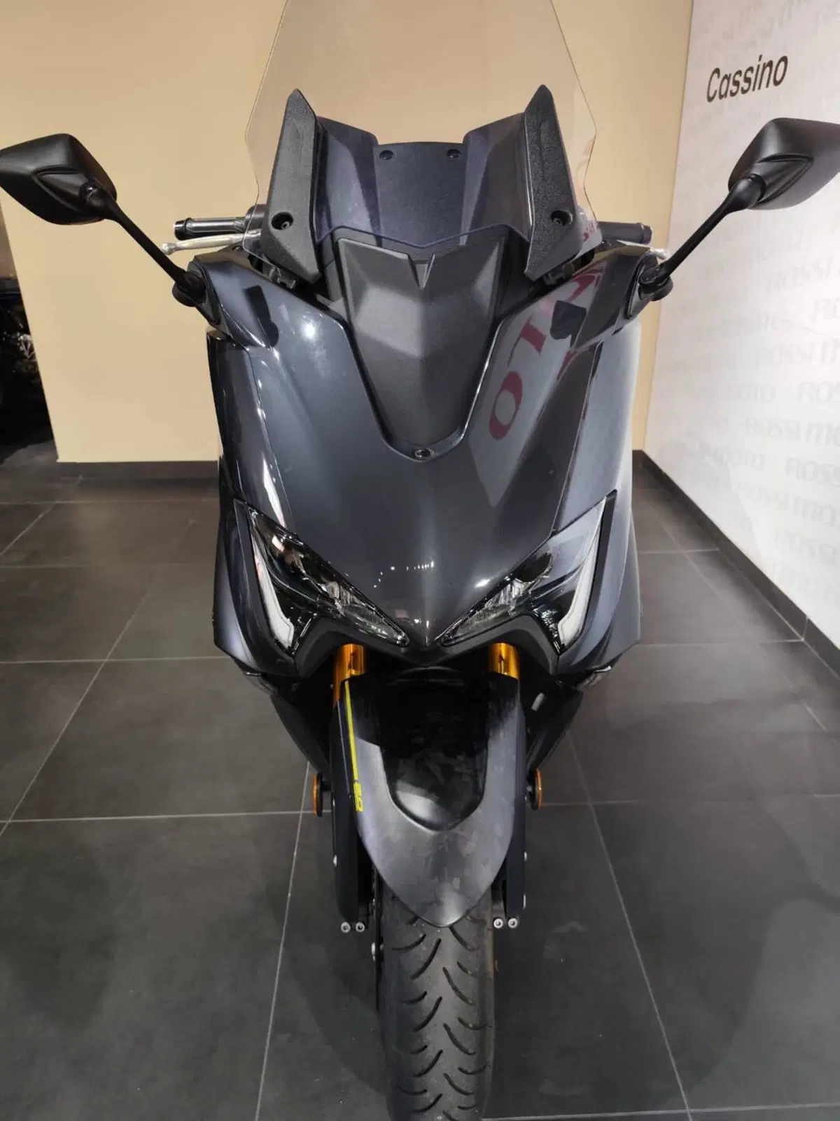 Yamaha T-Max 560 20° anniversario (2021) (5)