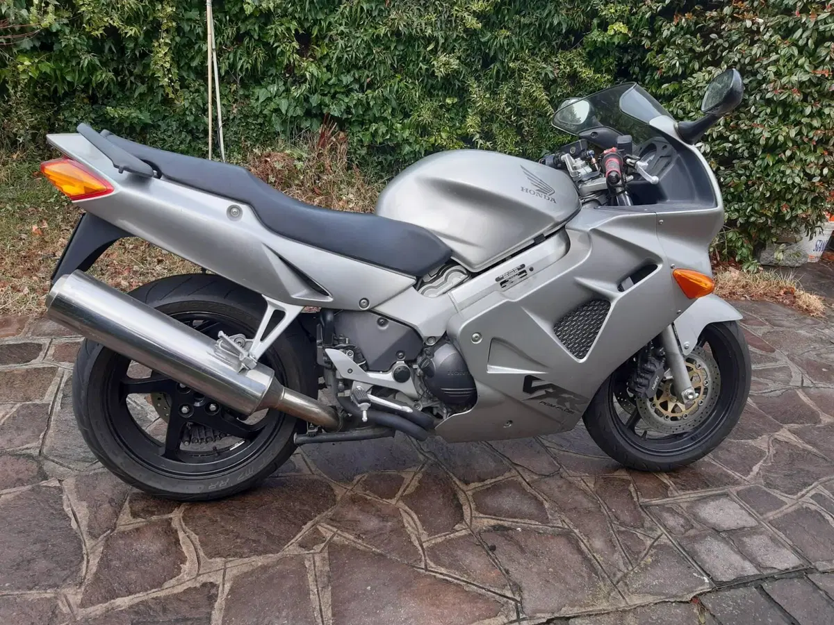 Honda vfr 800 FI