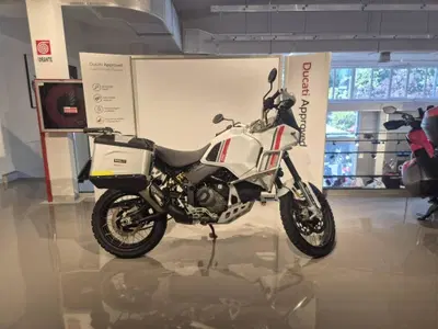 Ducati DesertX (2022 - 25) usata
