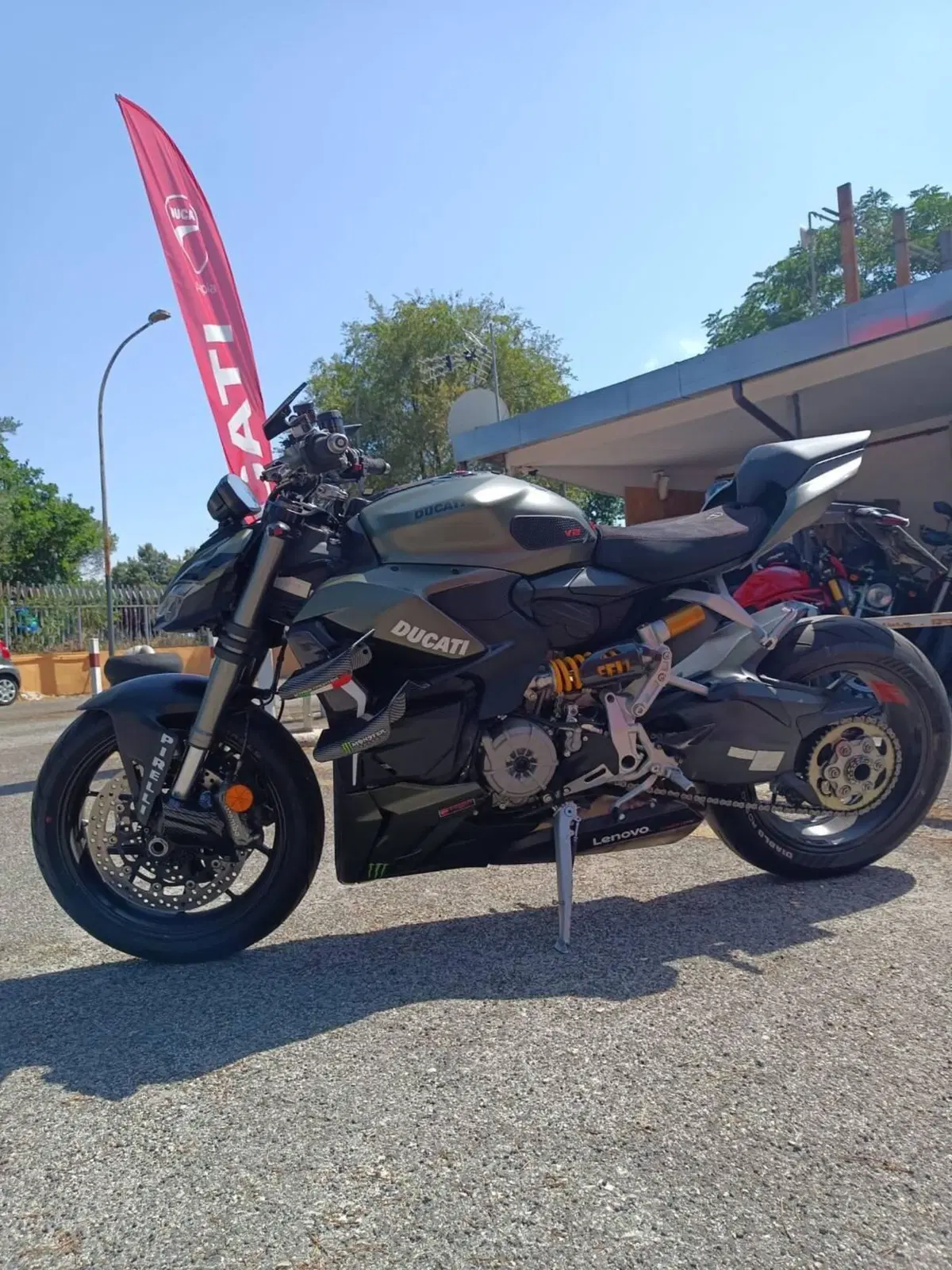 Ducati Streetfighter V2 955 Green (2022 - 23) (5)
