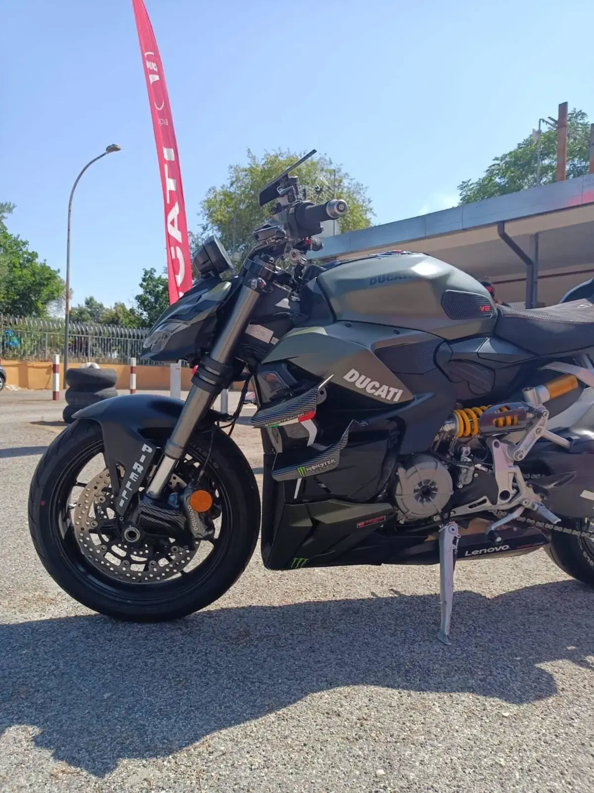 Ducati Streetfighter V2 955 Green (2022 - 23) (3)