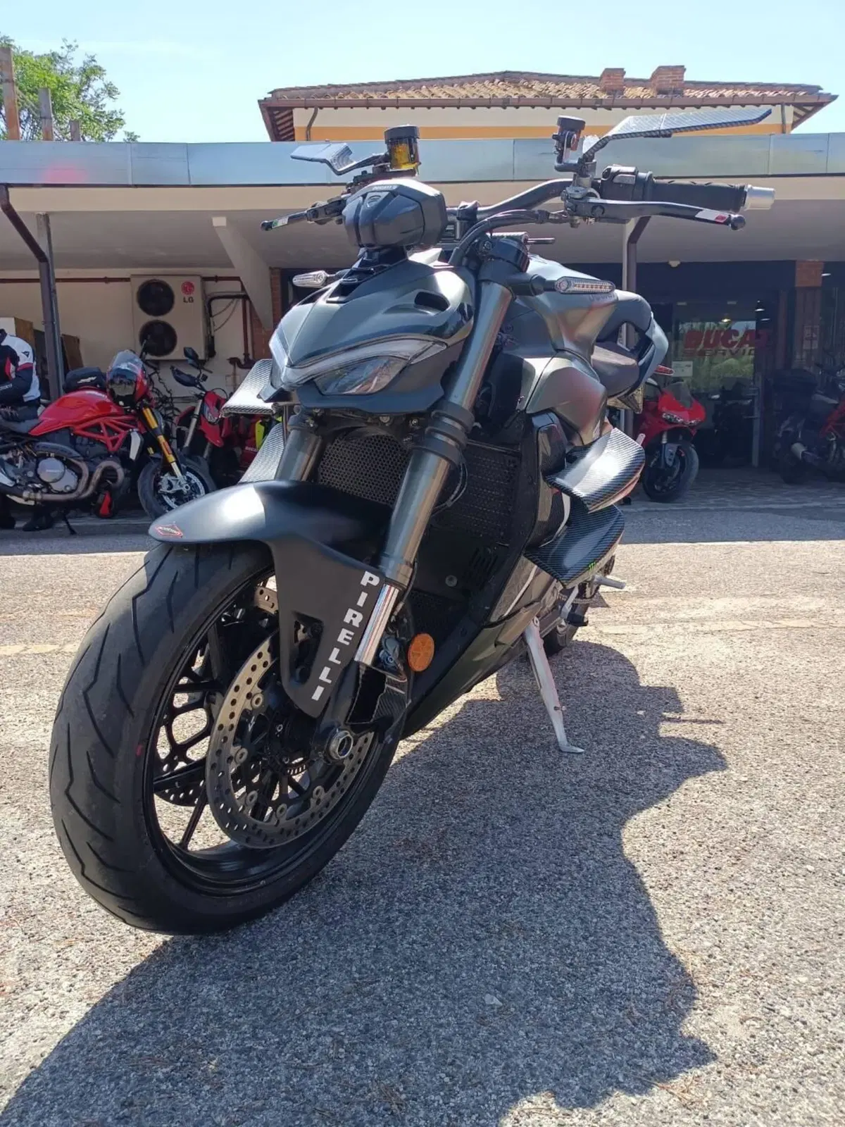 Ducati Streetfighter V2 955 Green (2022 - 23) (8)
