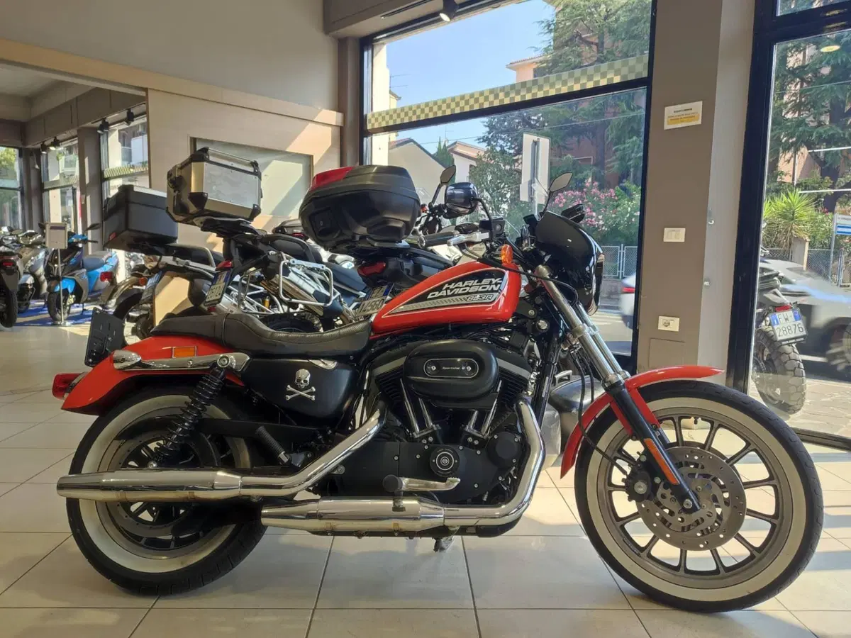 Harley-Davidson 883 R (2004 - 05) - XL 883R