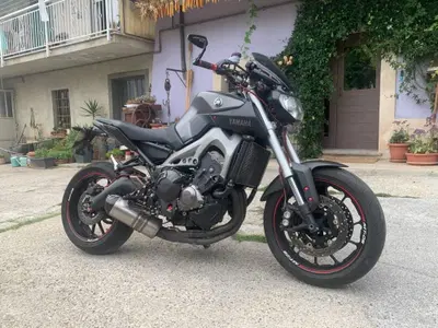 Yamaha MT-09 (2013 - 15) usata