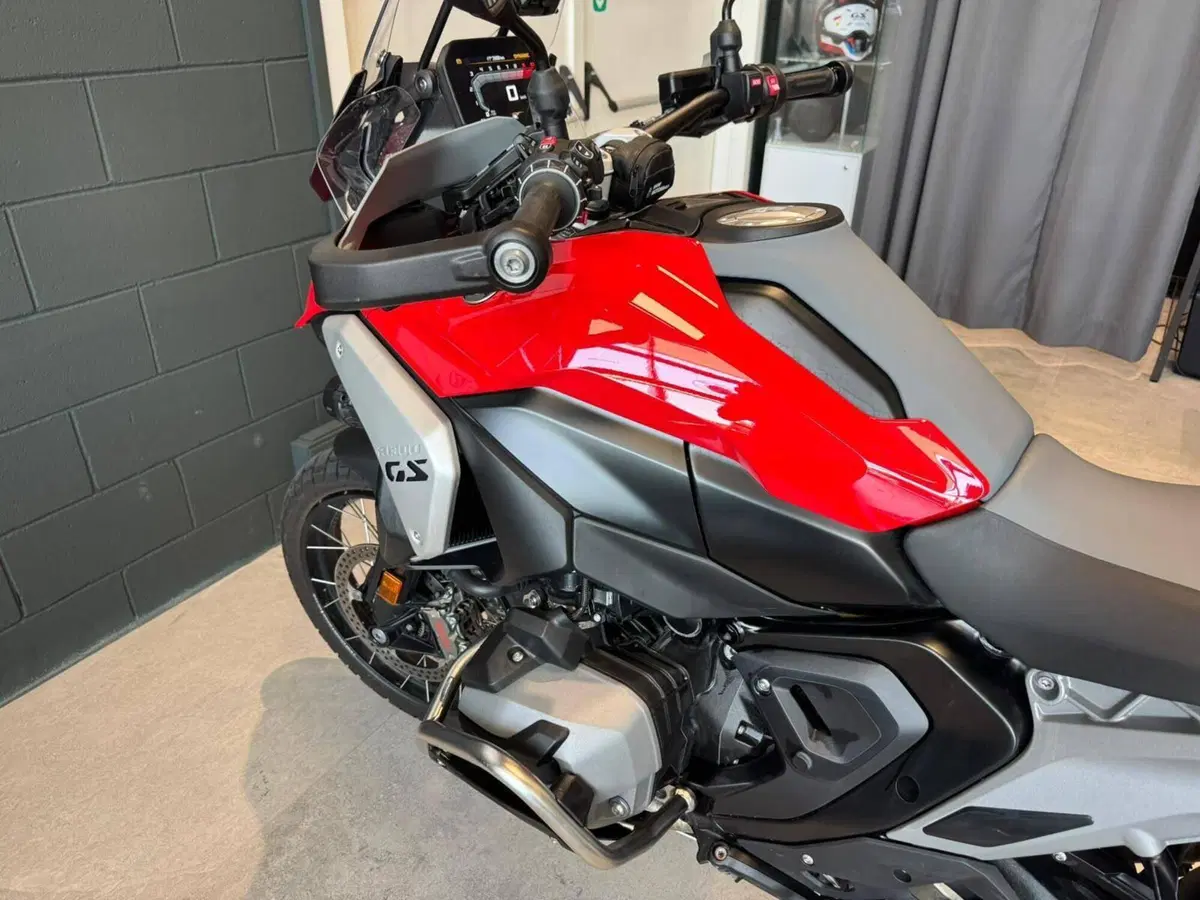 Bmw R 1300 GS (2023 - 26) (18)