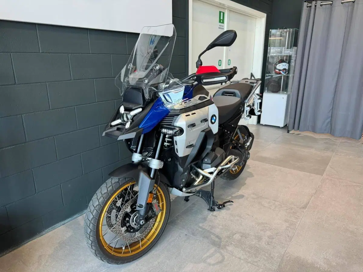 Bmw R 1300 GS Adventure ASA (2025 - 26) (2)