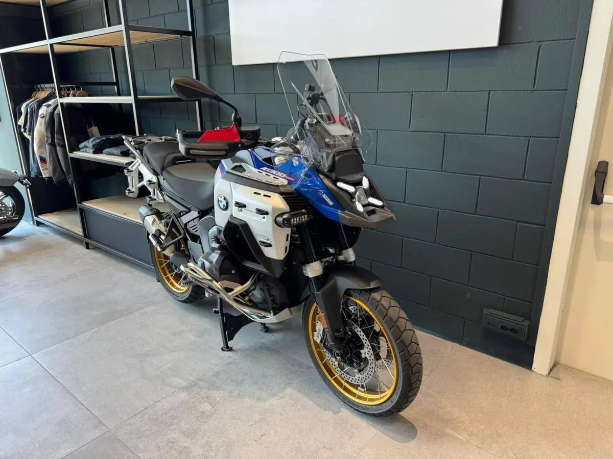 Bmw R 1300 GS Adventure ASA (2025 - 26) (4)