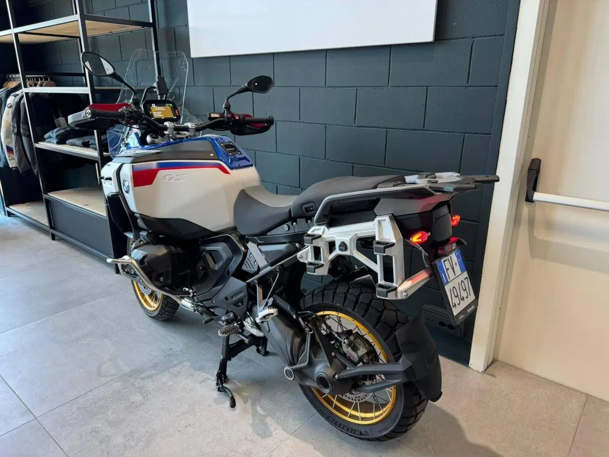 Bmw R 1300 GS Adventure ASA (2025 - 26) (6)
