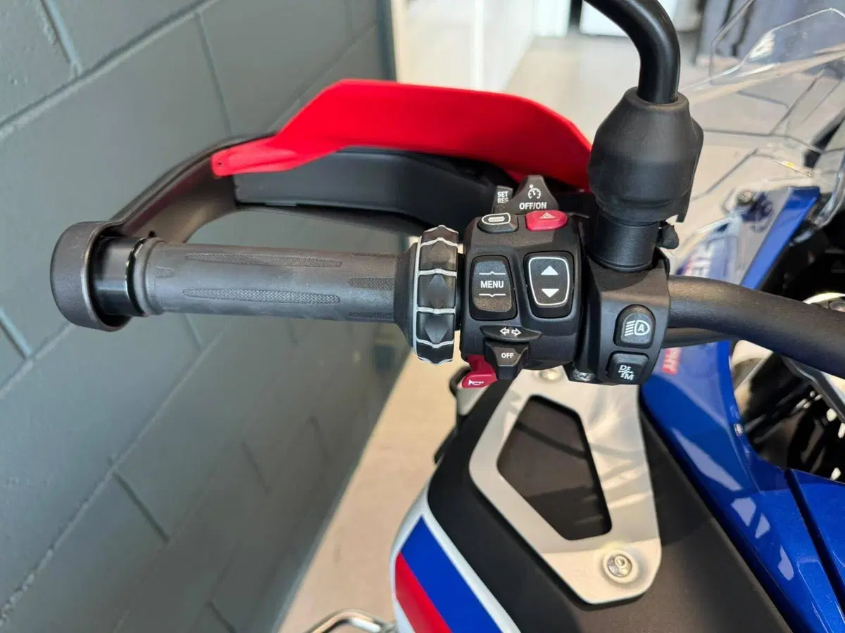 Bmw R 1300 GS Adventure ASA (2025 - 26) (11)