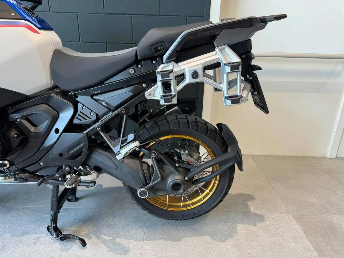 Bmw R 1300 GS Adventure ASA (2025 - 26) (14)
