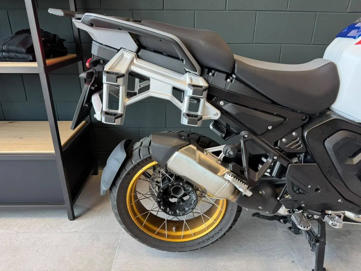 Bmw R 1300 GS Adventure ASA (2025 - 26) (16)