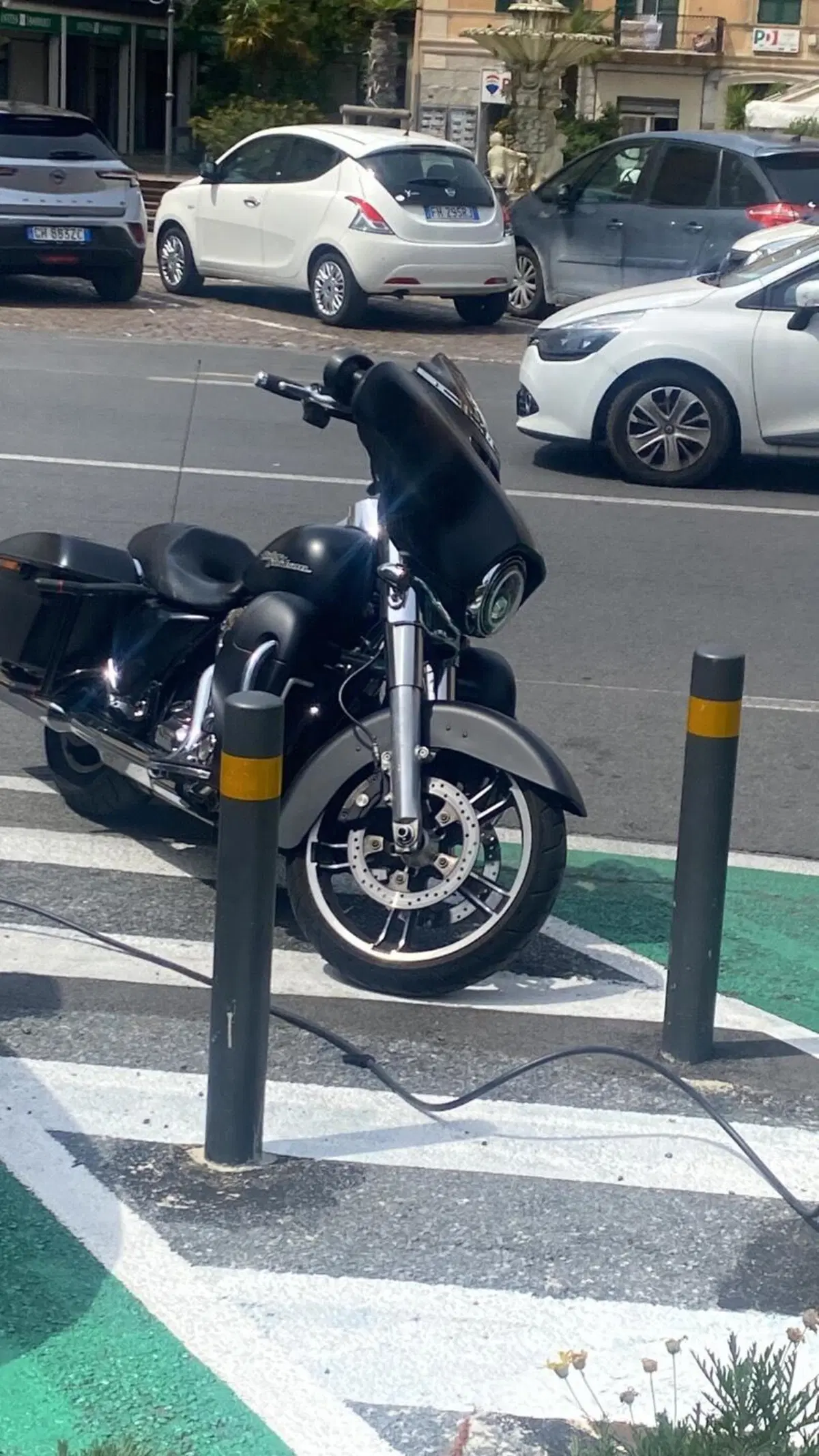 Harley-Davidson 1690 Street Glide Special (2014 - 16) - FLHX (3)
