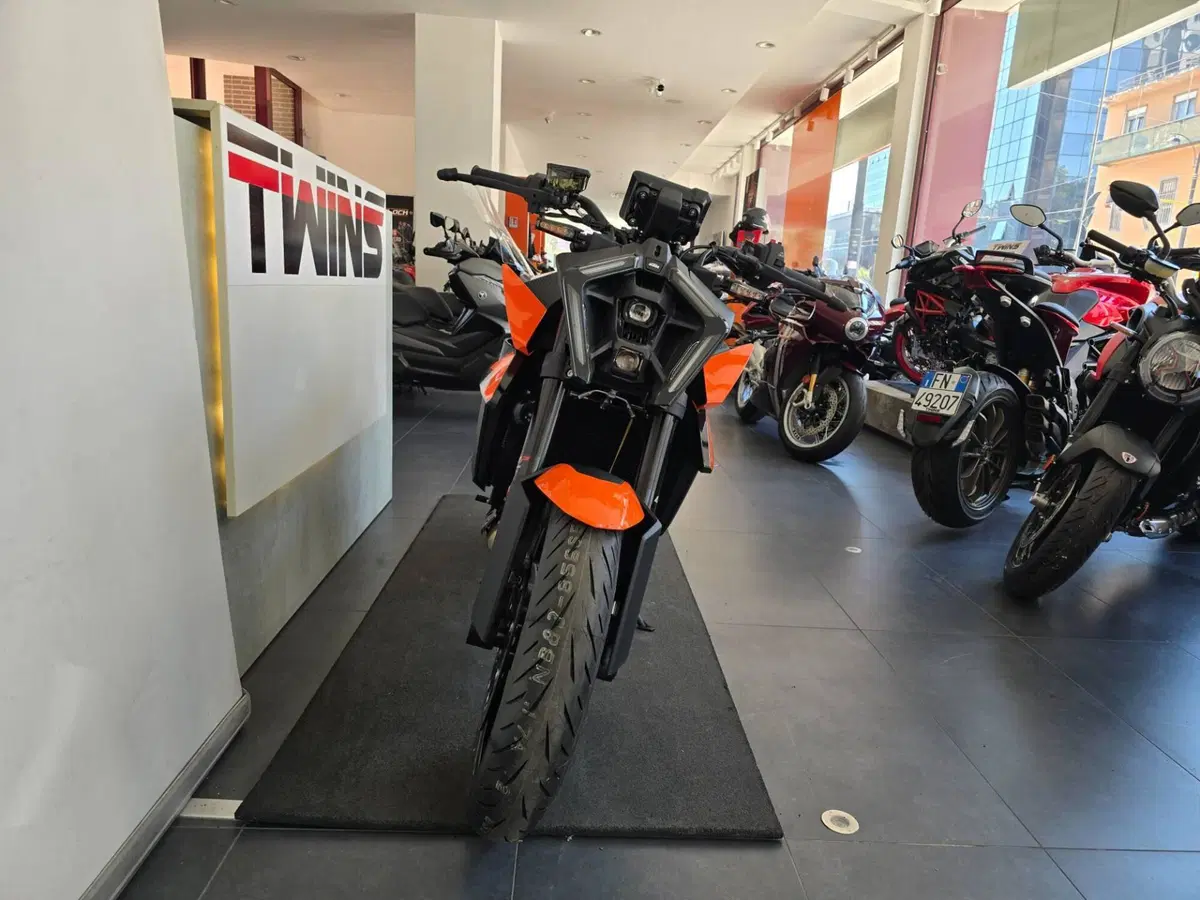 KTM 990 Duke (2024 - 26) (3)