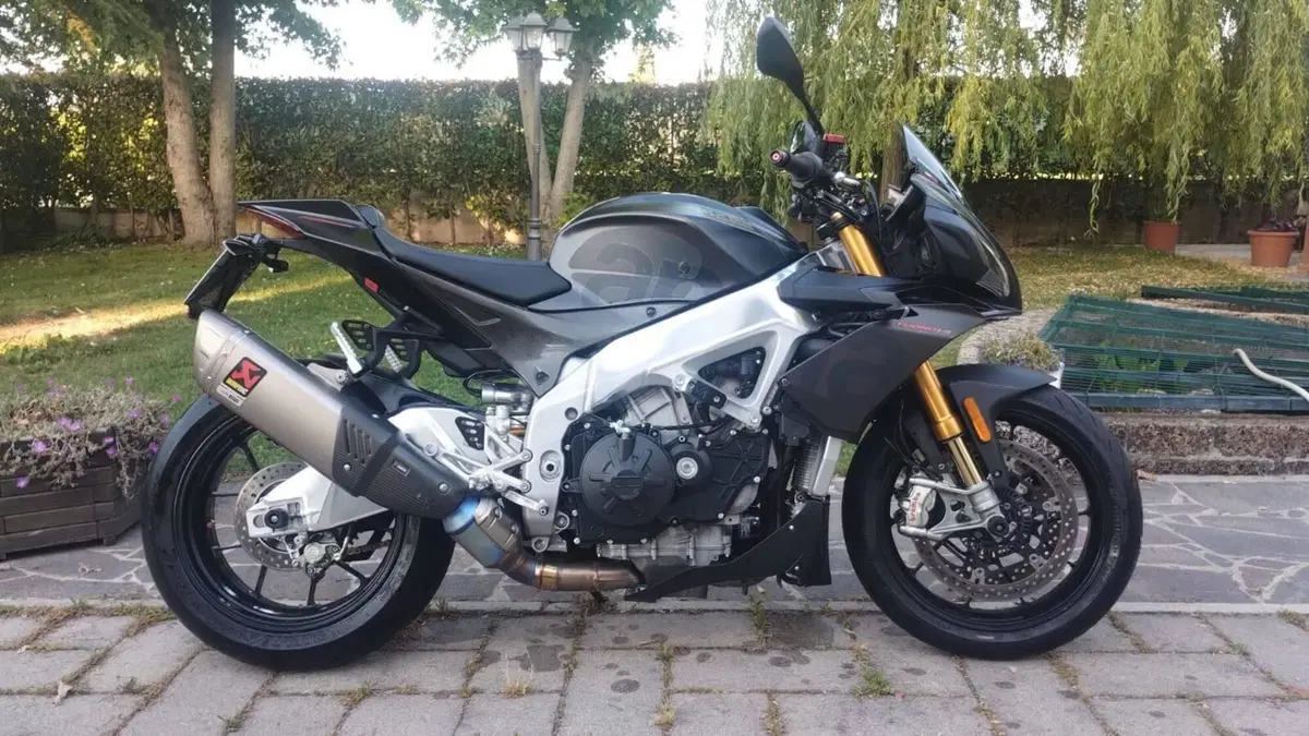 Aprilia Tuono V4 Factory (2019 - 20) (10)