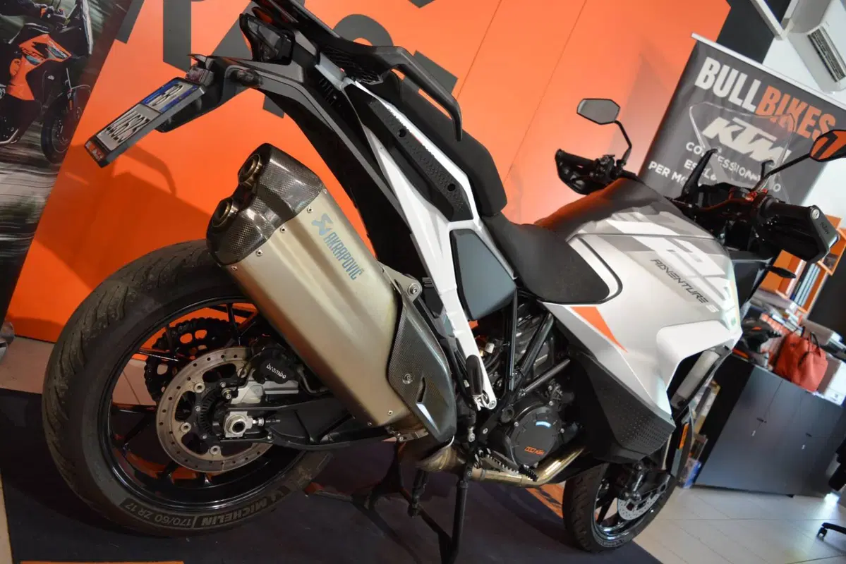 KTM 1290 Super Adventure S (2022 - 25) (4)