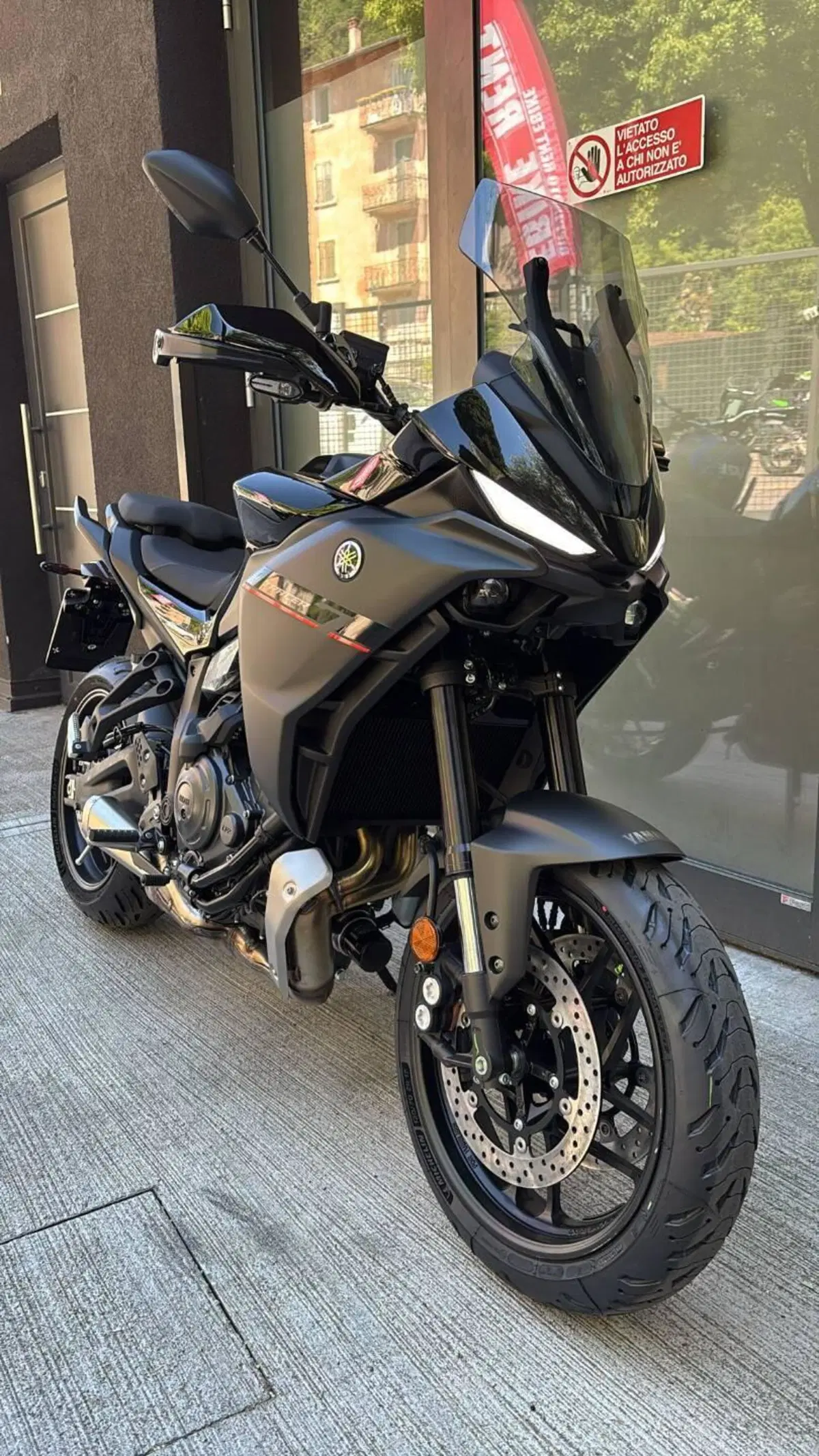 Yamaha Tracer 7 Y-AMT (2026) (2)