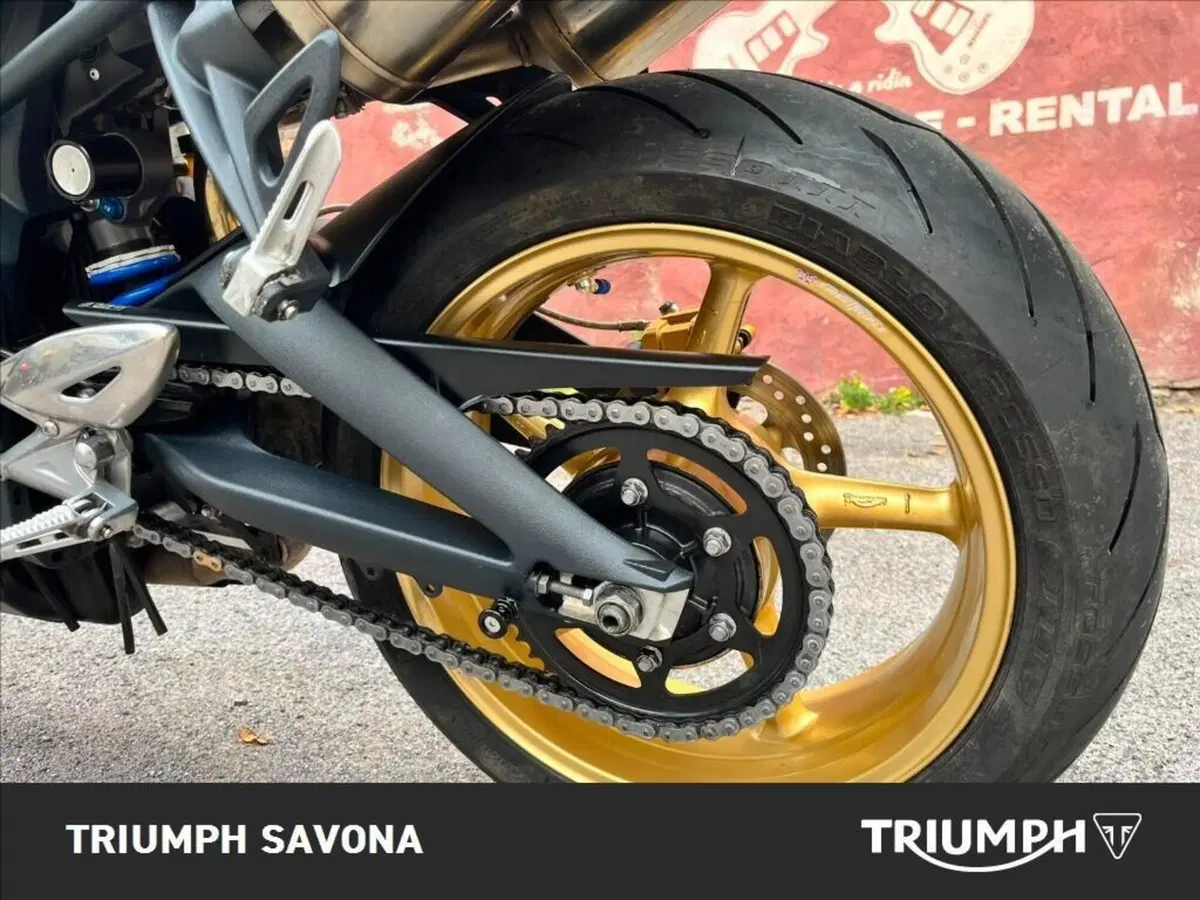 Triumph Street Triple R (2009 - 12) (13)