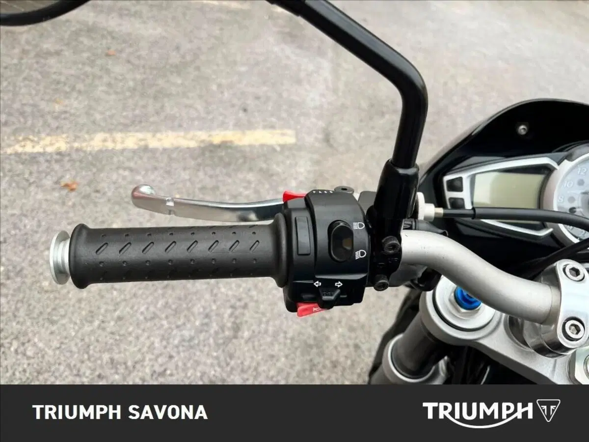 Triumph Street Triple R (2009 - 12) (7)