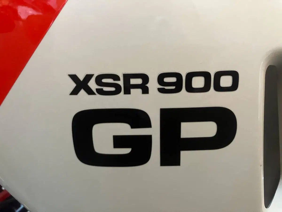 Yamaha XSR 900 GP (2024 - 26) (14)