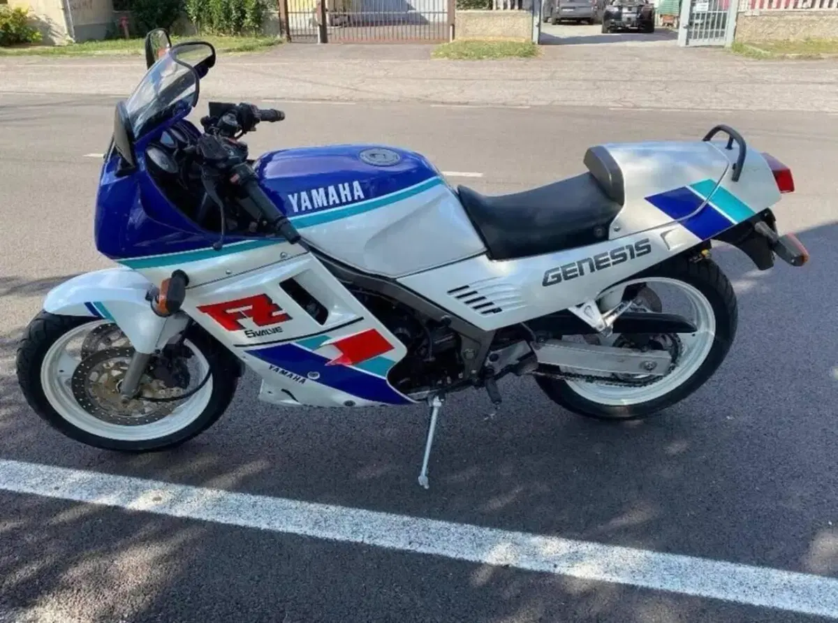 Yamaha FZ 750 (1989 - 92) (5)