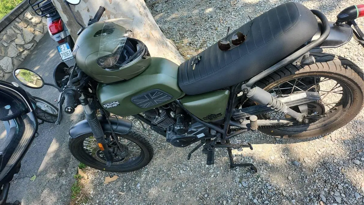Brixton Motorcycles BX 125 X Scrambler EFI ABS (2019) (2)