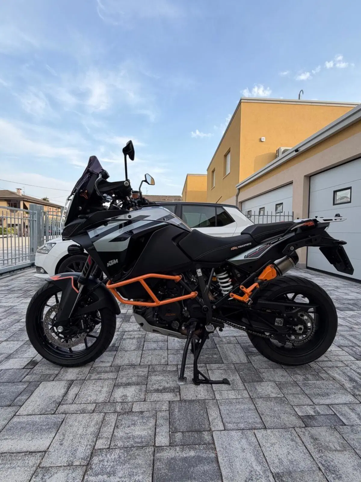 KTM 1290 Super Adventure S (2017 - 20) (2)