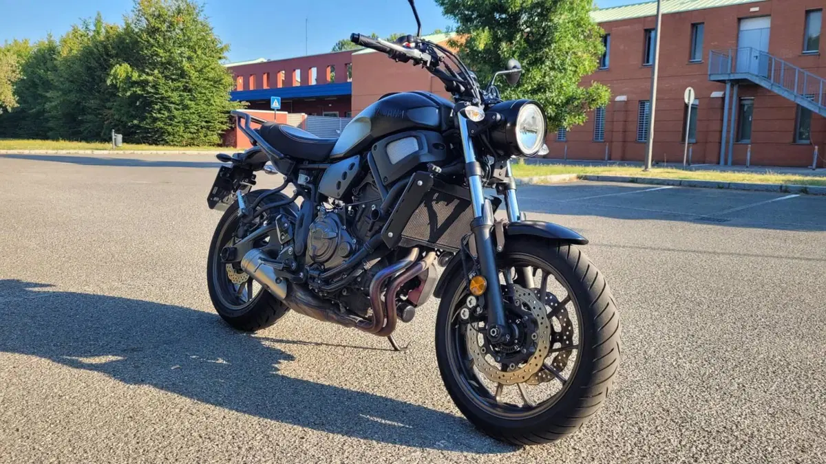 Yamaha XSR 700 ABS (2016 - 20) (7)