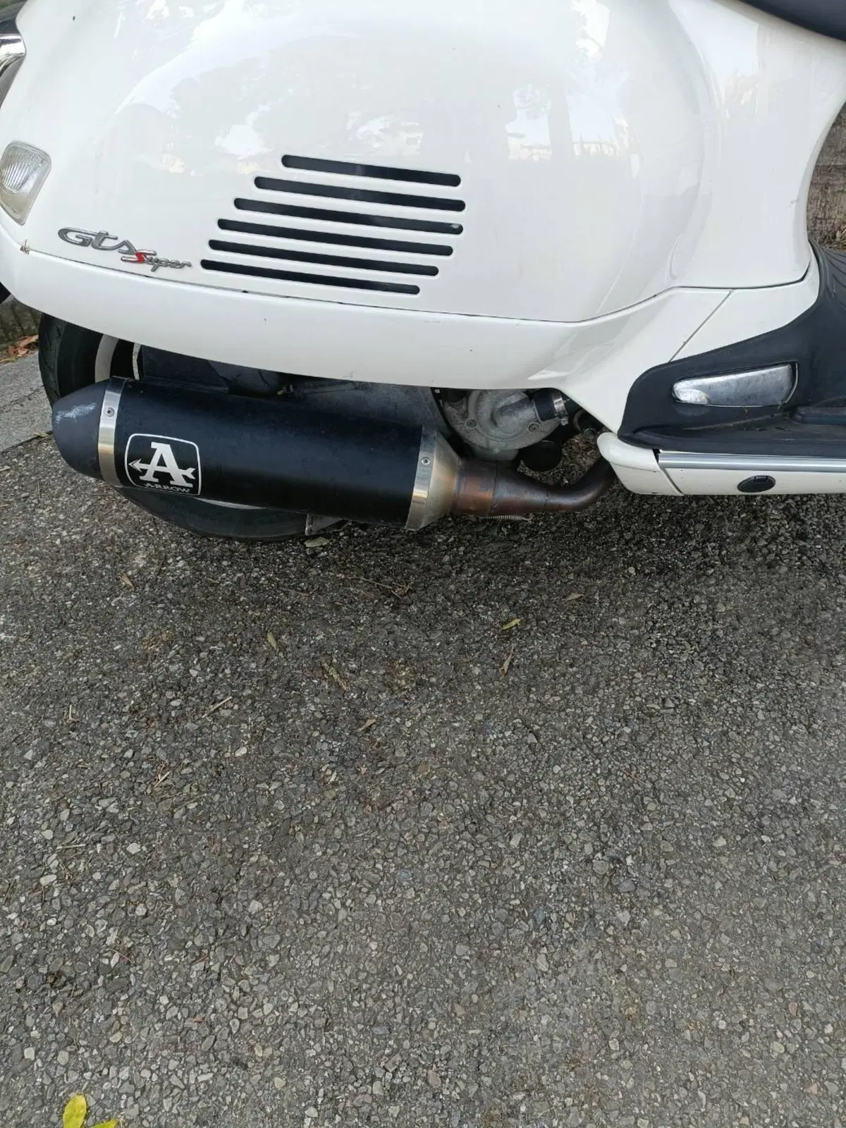 Vespa GTS 300 Hpe (2019) (5)