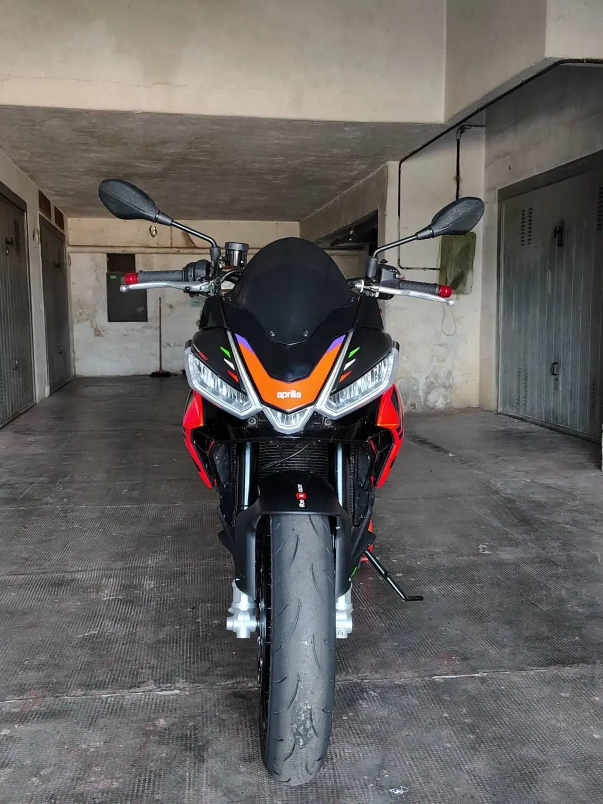 Aprilia Tuono 660 Factory (2022 - 24) (4)