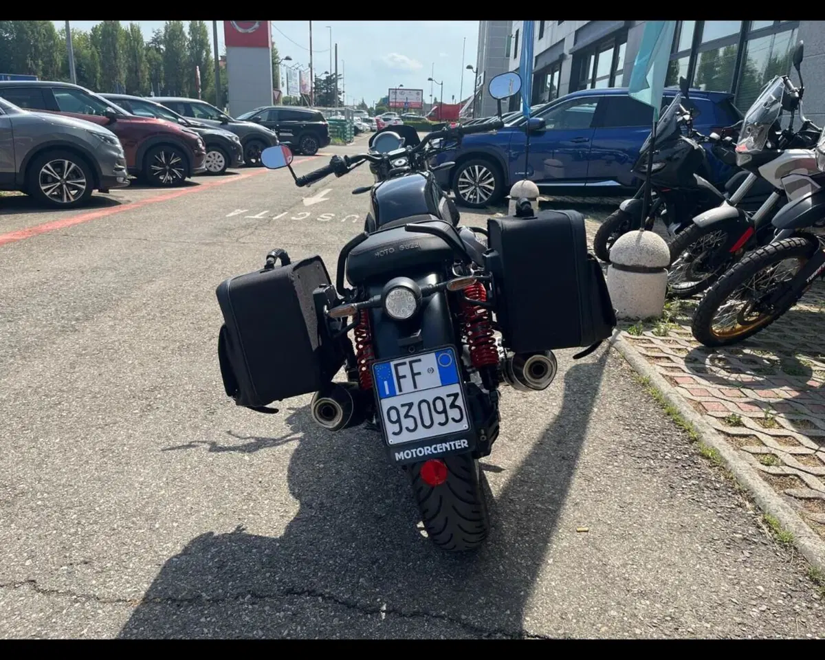 Moto Guzzi V7 850 Stone Special Abs (2021) (6)