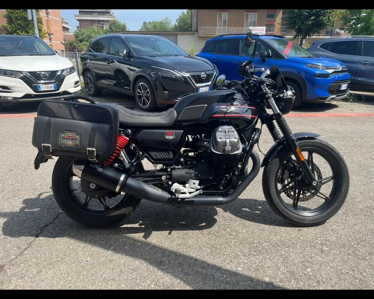 Moto Guzzi V7 850 Stone Special Abs (2021) (4)