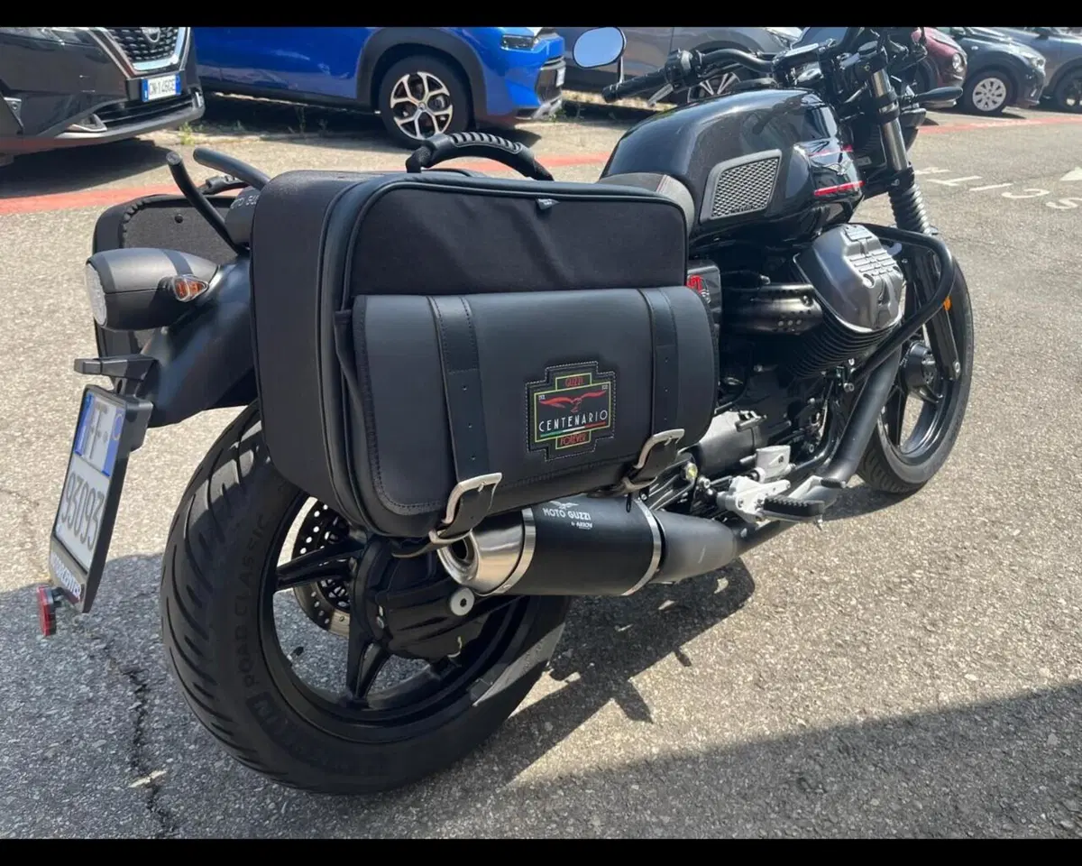 Moto Guzzi V7 850 Stone Special Abs (2021) (11)