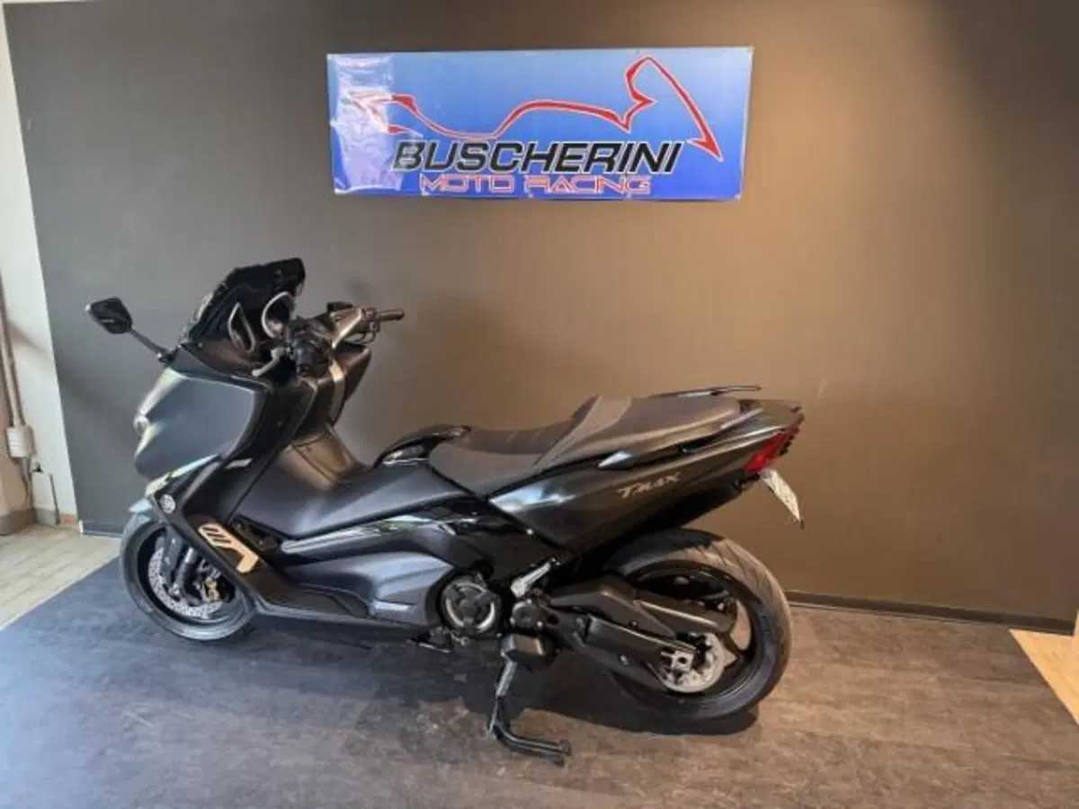 Yamaha T-Max 530 SX (2017 - 19) (4)