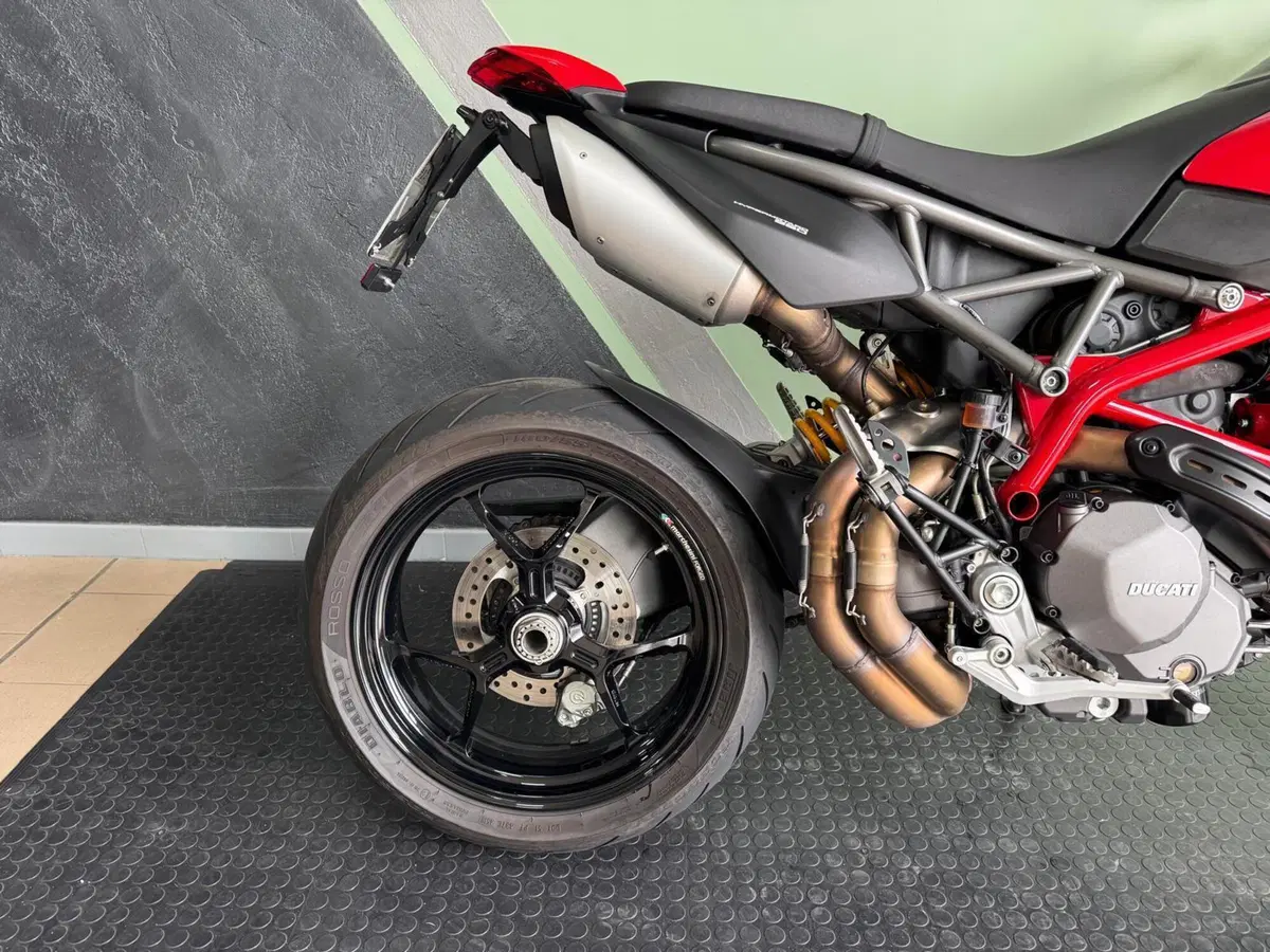 Ducati Hypermotard 950 (2019 - 20) (9)