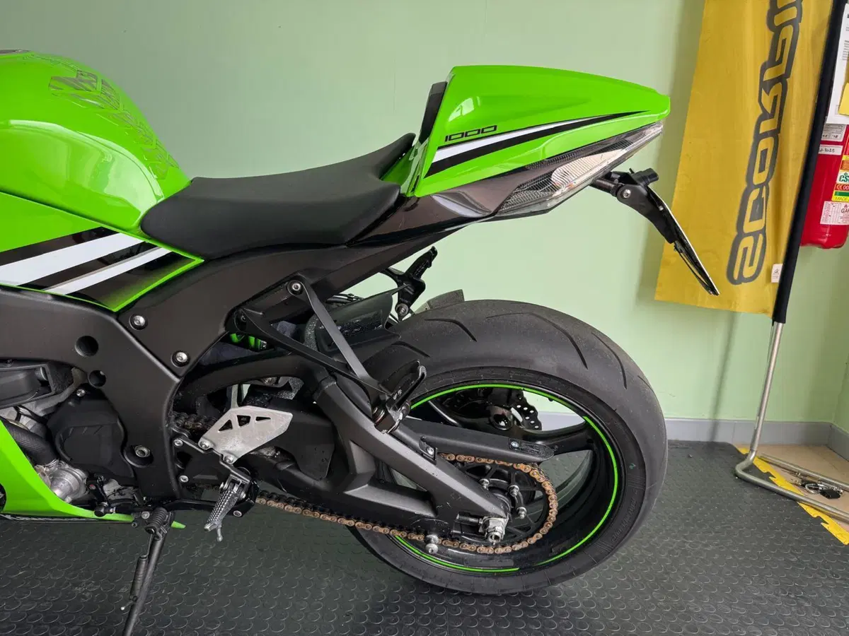 Kawasaki Ninja 1000 ZX-10R (2011 - 15) (7)