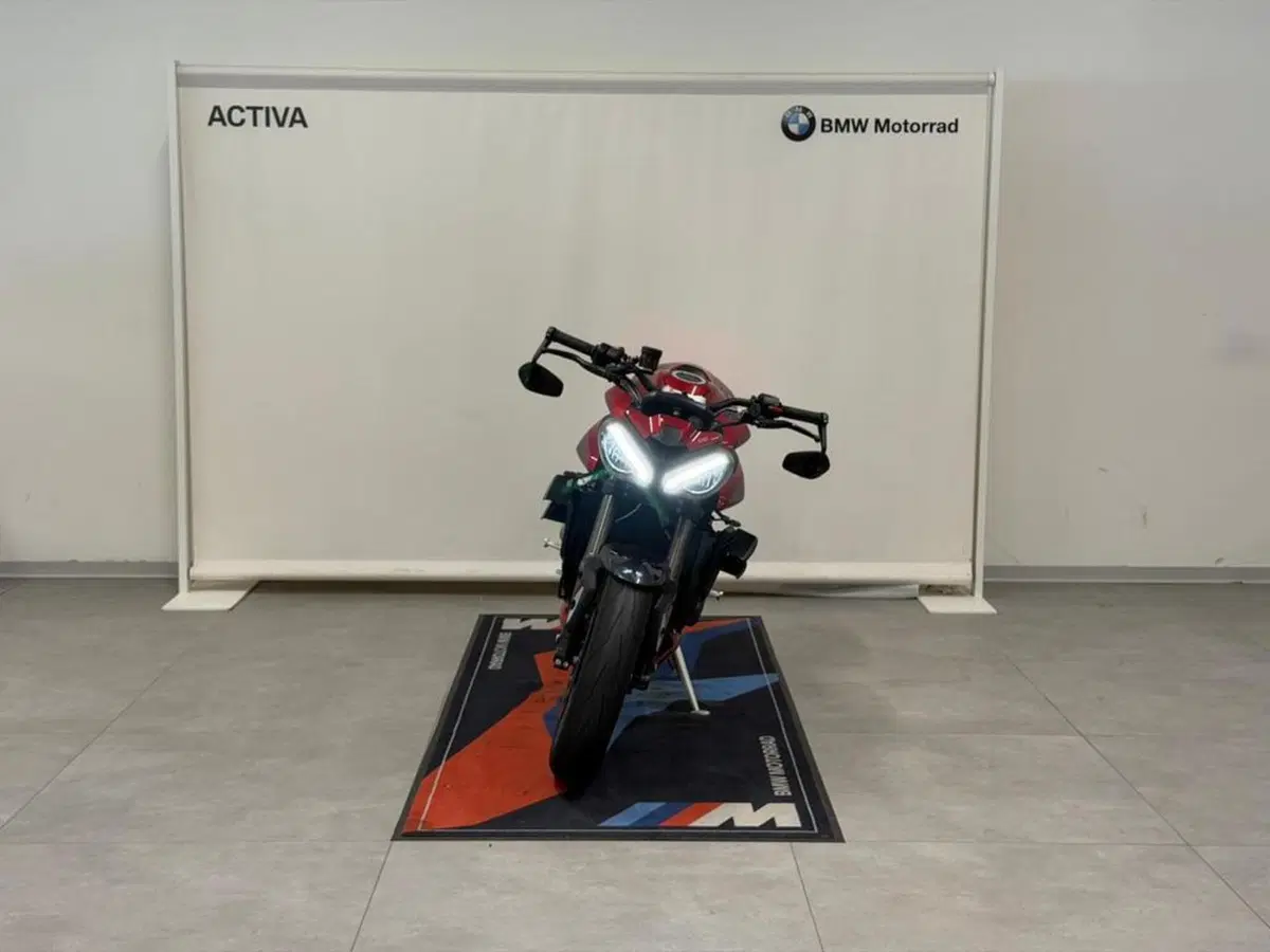 Triumph Street Triple 765 RS (2023 - 26) (3)