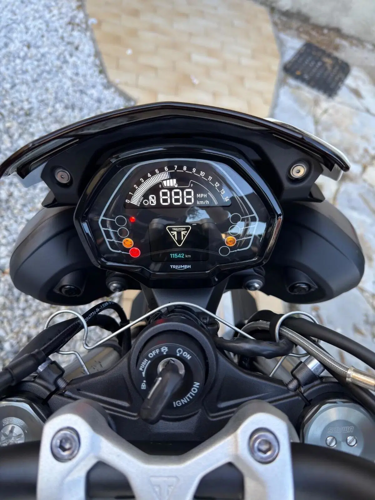 Triumph Street Triple 765 R (2023 - 26) (6)