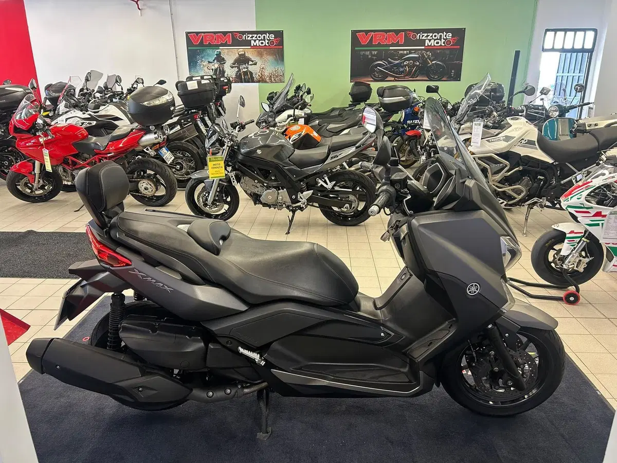 Yamaha X-Max 400 (2013 - 16) (2)