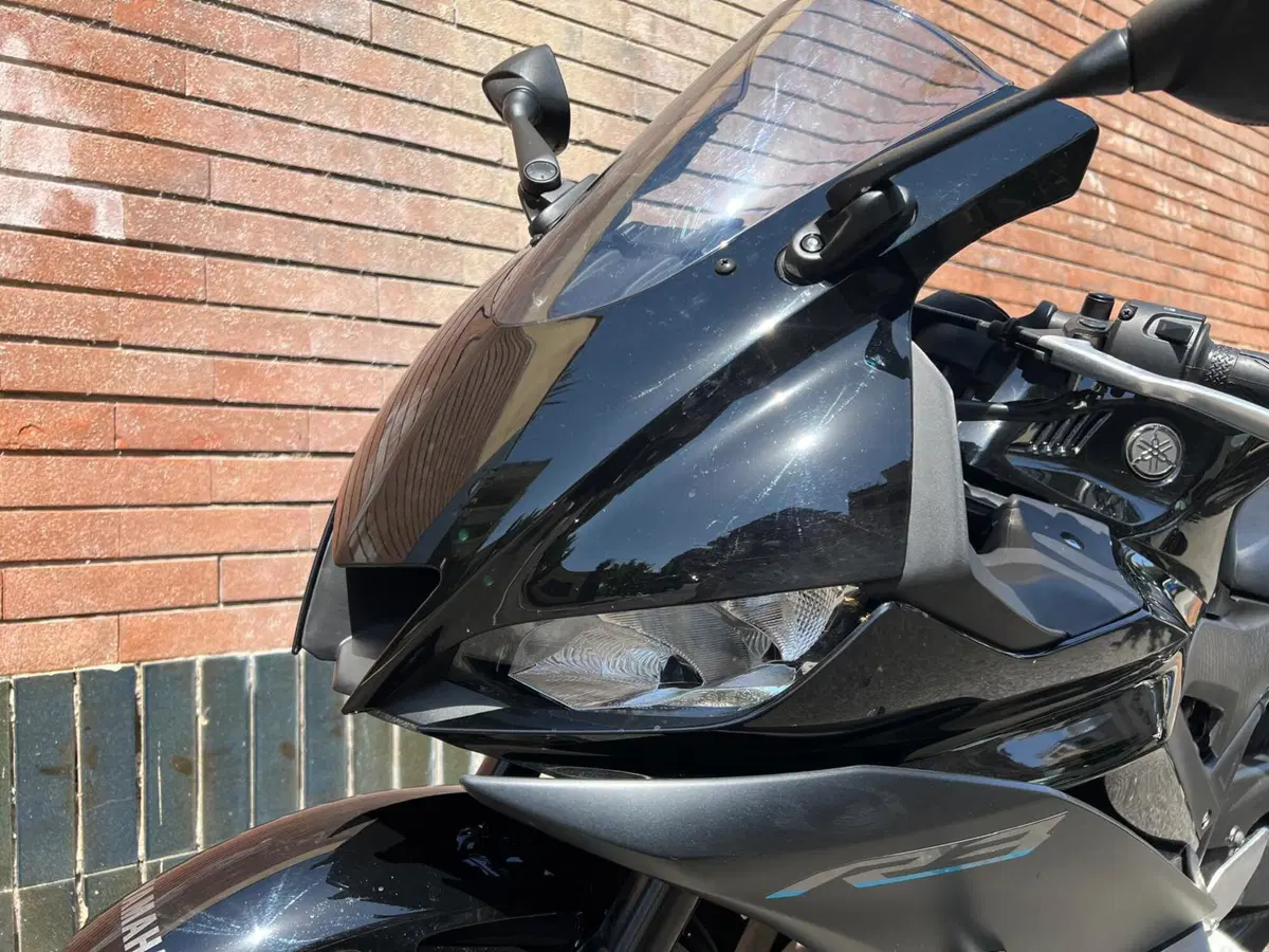 Yamaha YZF R3 (2021 - 24) (11)